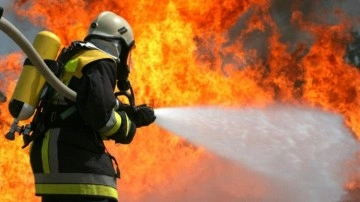 Kartal'da sabah saatlerinde korkutan yangın : 1 kişi öldü