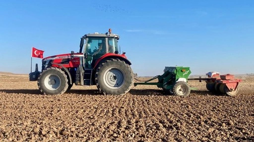 Kırşehir'de yeni üretim planlaması ve desteklemeyle ilk tohumlar ekildi