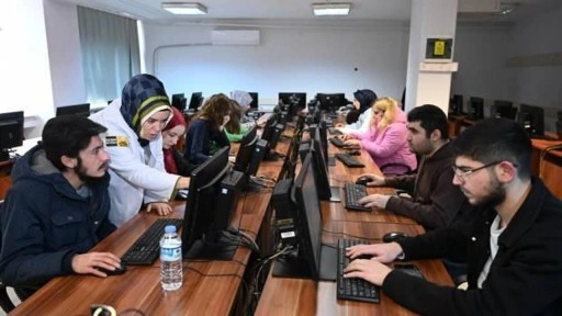 KOMEK, yeni dönem eğitimlerine 69 bin kursiyerle başladı