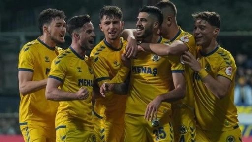 Kupada 5 gollü düello! Ankaragücü gruplara kaldı