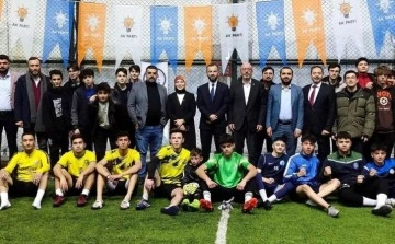 Kütahya AK Gençlikten liseler arası futbol turnuvası