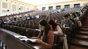 KYK bursları ne zaman hesaplara yatıyor? KYK bursları hangi tarihte ödeniyor?