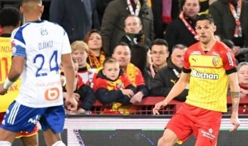 Ligue 1'de Strasbourg'u yenen Lens, lider PSG'yi takibini sürdürdü