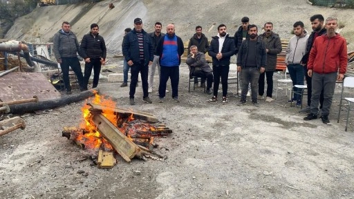 Maaşları ödenmeyen işçiler eylem başlattı! "İBB'ye başvurduk, karşılık alamadık"