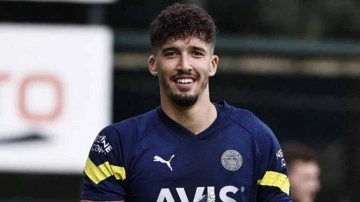 Manchester United'dan, Fenerbahçeli Altay Bayındır'a resmi teklif