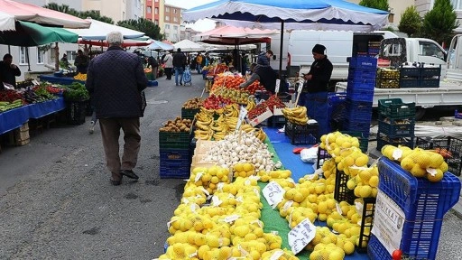 Manisa'da pazarda unutulan emekli maaşı, sahibini buldu