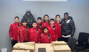 Mbaye Diagne’den altyapı oyuncularına krampon sürprizi