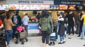 McDonald's, ABD ofislerini kapattı! Çok sayıda kişiyi işten çıkarmaya hazırlanıyorlar