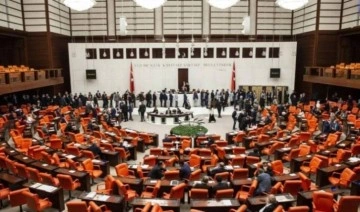 Meclis'te 'başörtüsü' gerginliği: CHP ve İYİ Partili vekiller komisyonu terk etti