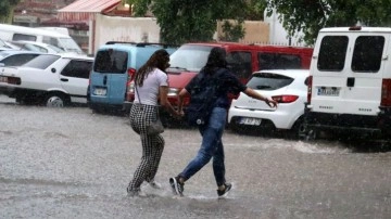 Meteoroloji Genel Müdürlüğü'nden iki il için kritik uyarı! Saat verildi