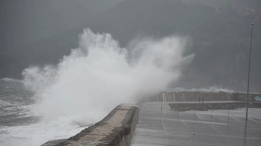 Meteorolojiden Akdeniz için fırtına uyarısı