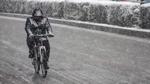 Meteorolojiden bazı iller için sağanak ve kar uyarısı geldi