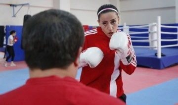 Milli boksör Gizem Özer, Avrupa Kadınlar Boks Şampiyonası'ndan elendi