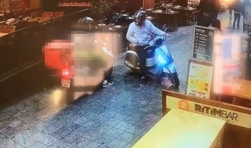 Motokurye olarak gittiler 'gizli polisiz' deyip 10 bin dolar çaldılar