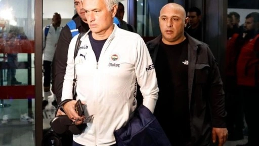 Mourinho'dan, Trabzonsporlu taraftarları kızdıracak hareket