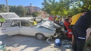 Muğla'da feci kaza! Freni patlayan otomobille direk arasında kaldı