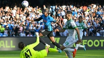 Namağlup lider Napoli farklı kazandı İnter de 3-0'la geçti