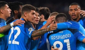 Napoli Şampiyonlar Ligi'nde turu cebine koydu!