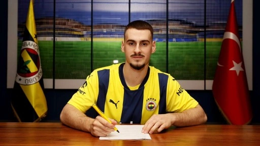 Ognjen Mimovic, resmen Fenerbahçe'de! 4.5 yılık sözleşmeye imza attı