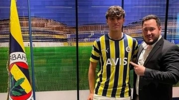 Ortaya çıkan paylaşım başını yaktı! Fenerbahçe, dün sözleşme imzaladığı futbolcuyu bugün apar topar