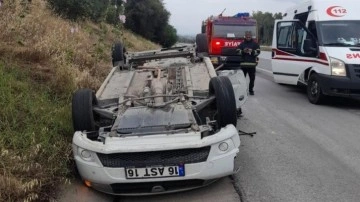 Otobanda kontrolden çıkan otomobil ters döndü