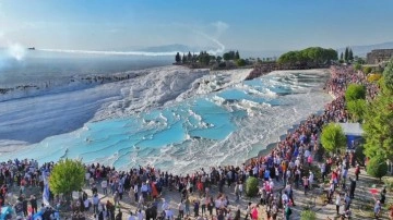 Pamukkale ziyaretçi rekoru kırdı