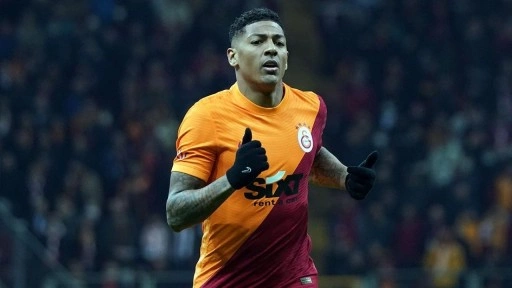 Patrick van Aanholt'tan sürpriz imza!