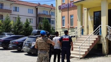 Sakarya'da göçmen kaçakçılığı operasyonu: 13 şüpheli tutuklandı