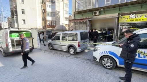 Şanlıurfa'da bir kişi berber dükkanında silahla vurulmuş halde ölü bulundu