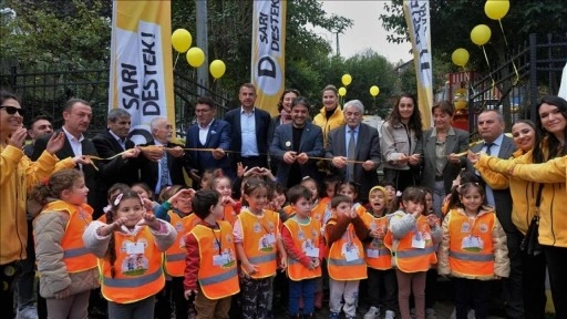 Sarıyer'de çocuk parkına "Sarı Destek Oyun Alanı" yapıldı