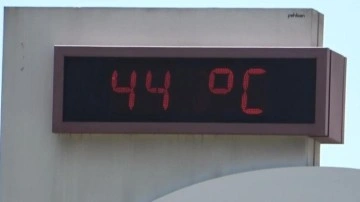 Şehir kavruluyor: Termometreler 44 dereceyi gördü!