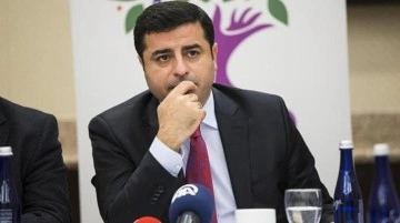 Selahattin Demirtaş cezaevinden yeni fotoğraf paylaştı: Size güveniyorum emekçiler