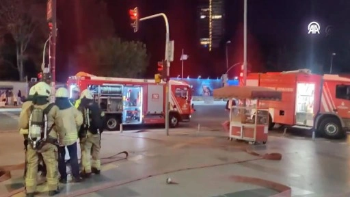 Şişli'de metro istasyonunda yangın çıktı