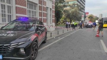 Şişli'de polis aracı kaldırımdaki kadınlara çarptı: 1 kişi öldü, 1 kişi ağır yaralı