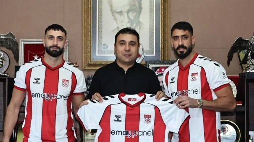 Sivasspor, Efkan Bekiroğlu ve Tolga Ciğerci'yi transfer etti