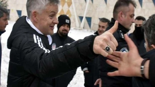 Solskjaer'e Sivas'ta Osmanlı tuğralı yüzük hediyesi