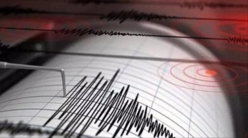 Son Dakika: Azerbaycan-İran-Van sınırında hissedilen 4.2 büyüklüğünde deprem meydana geldi