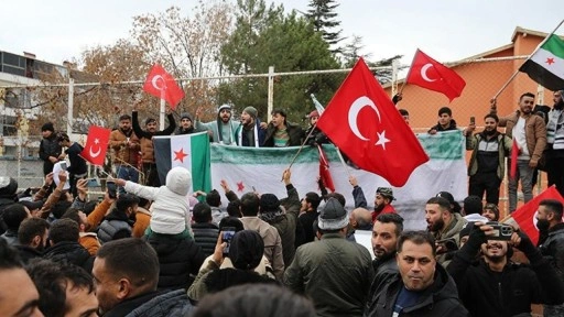 Son dakika: Esed devrildi, kaç Suriyeli ülkesine döndü? Bakan Yerlikaya açıkladı...