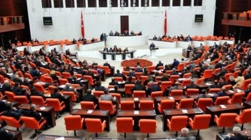 Son Dakika: Sözleşmeliye kadro müjdesi! Meclis'te kabul edildi