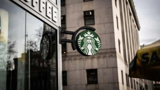 Starbucks, 1000'den fazla çalışanını işten çıkaracak