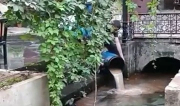 Tarihi Gümrük Hanı kanalına 'bulaşık suyu' döktü