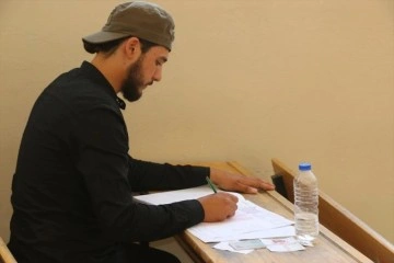 Tel Abyad ve Rasulayn'da Lise Bitirme Sınavları Düzenlendi