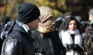 Terör örgütü PKK/YPG yandaşları Stockholm'de toplandı: Polis eşliğinde gösteri yaptı