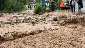 Trabzon’da sağanak, sel, taşkın ve heyelana neden oldu