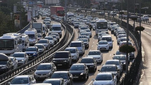 Trafikte yeni dönem! Kurallara uymayan sürücüler yandı: Ehliyetlerine el konulacak