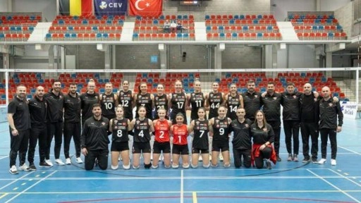 Türk Hava Yolları, CEV Kupası'nda çeyrek final kapısını araladı