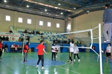Türkeli'de "Mahalle Ligi" voleybol etkinliği