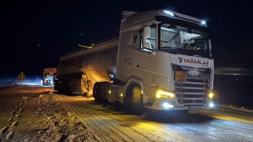 Türkgözü-Posof-Damal kara yolu tır geçişine kapatıldı