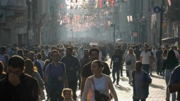 Türkiye'nin kadın nüfusu erkekleri geçecek! Tarih verildi