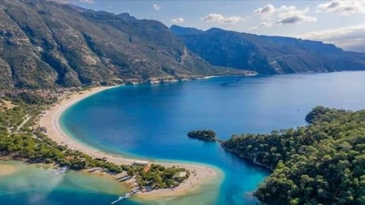 Türkiye'nin tanıtım yüzü Kumburnu Plajı, 2024'te yaklaşık 1,5 milyon turist ağırladı